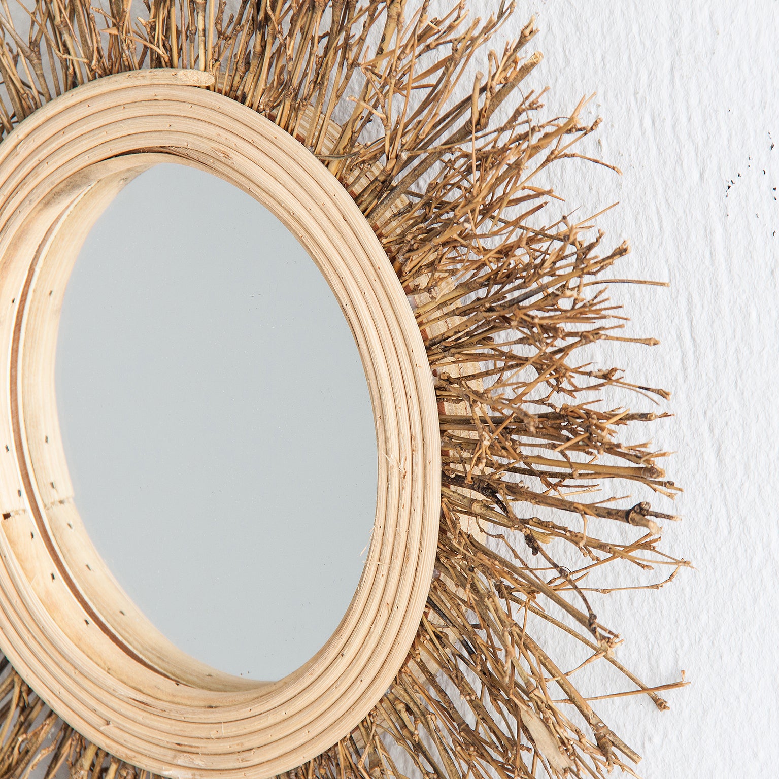 KAIL MIRROR